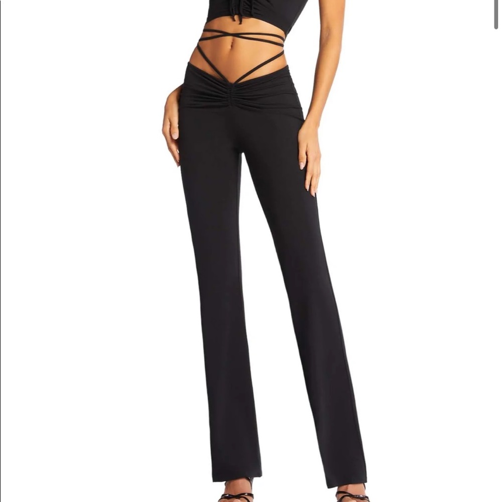 i am gia halo pants